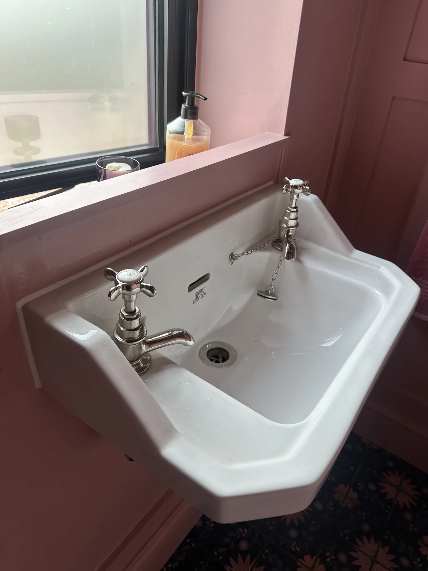 Sealed sink install by Bristol Sealants